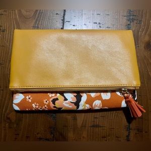 Double sided clutch